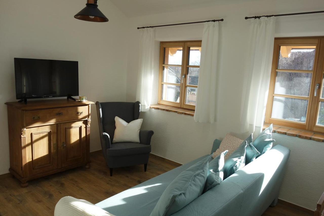 Appartement - Ferienwohnung - Fewo Obernkammer Emmering  エクステリア 写真